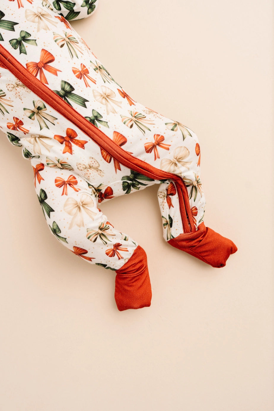 Holiday Bows Bamboo Zipper PJ