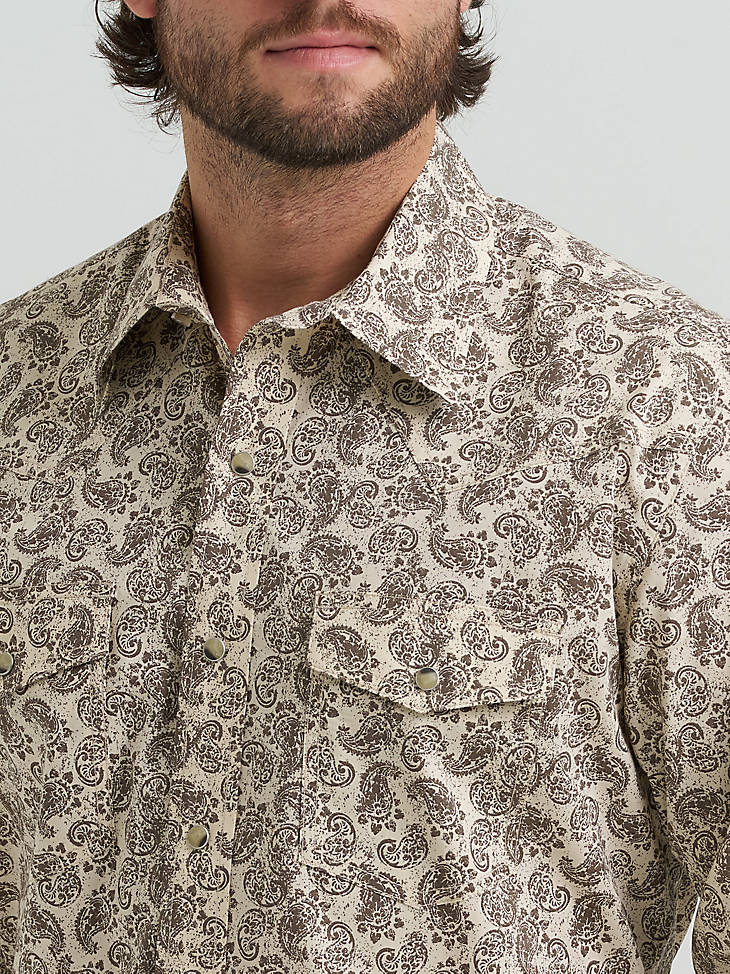 Wrangler 20X Competition Advanced Comfort Long Sleeve Shirt: Cream/Brown Paisley
