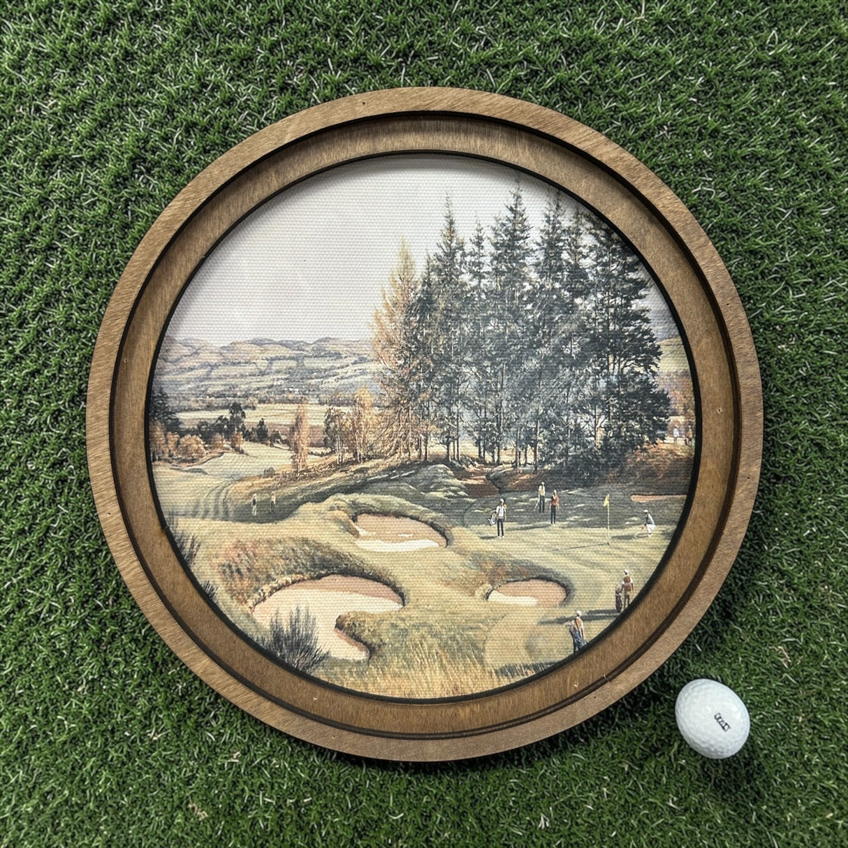 Round Golf Canvas Photo