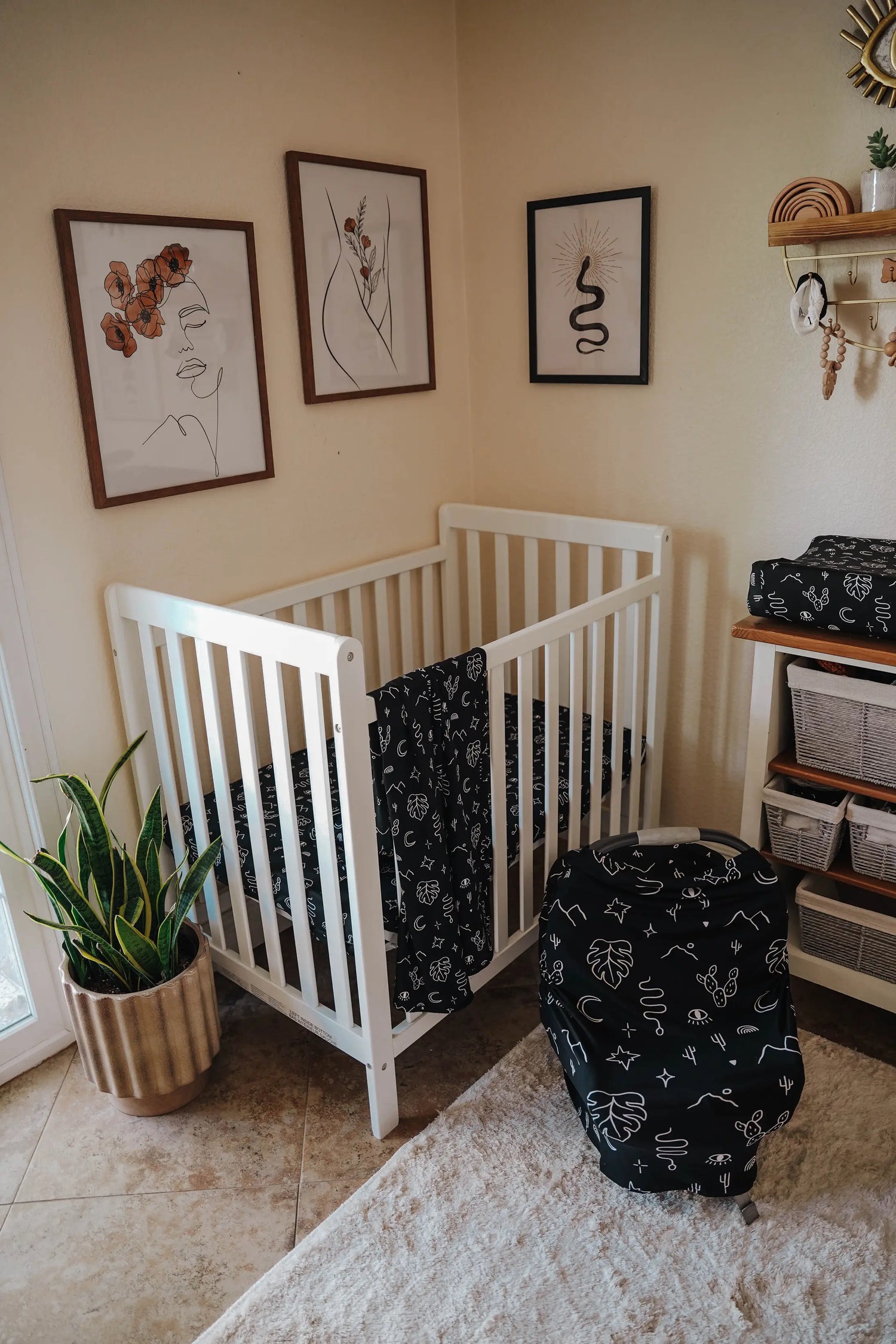Black Mojave Desert Crib Sheet