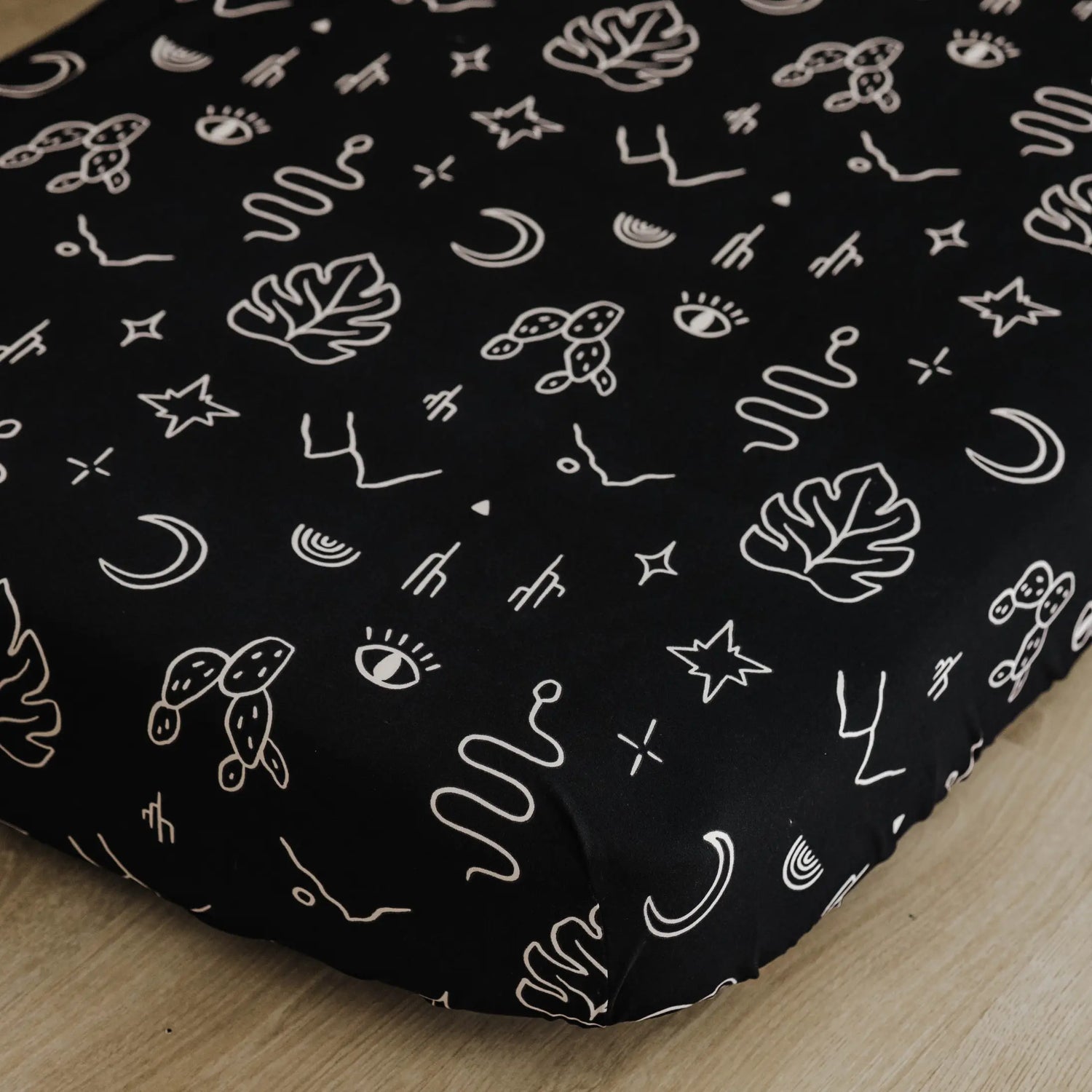 Black Mojave Desert Crib Sheet